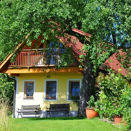 Guest house Haus Schoenegger 3*